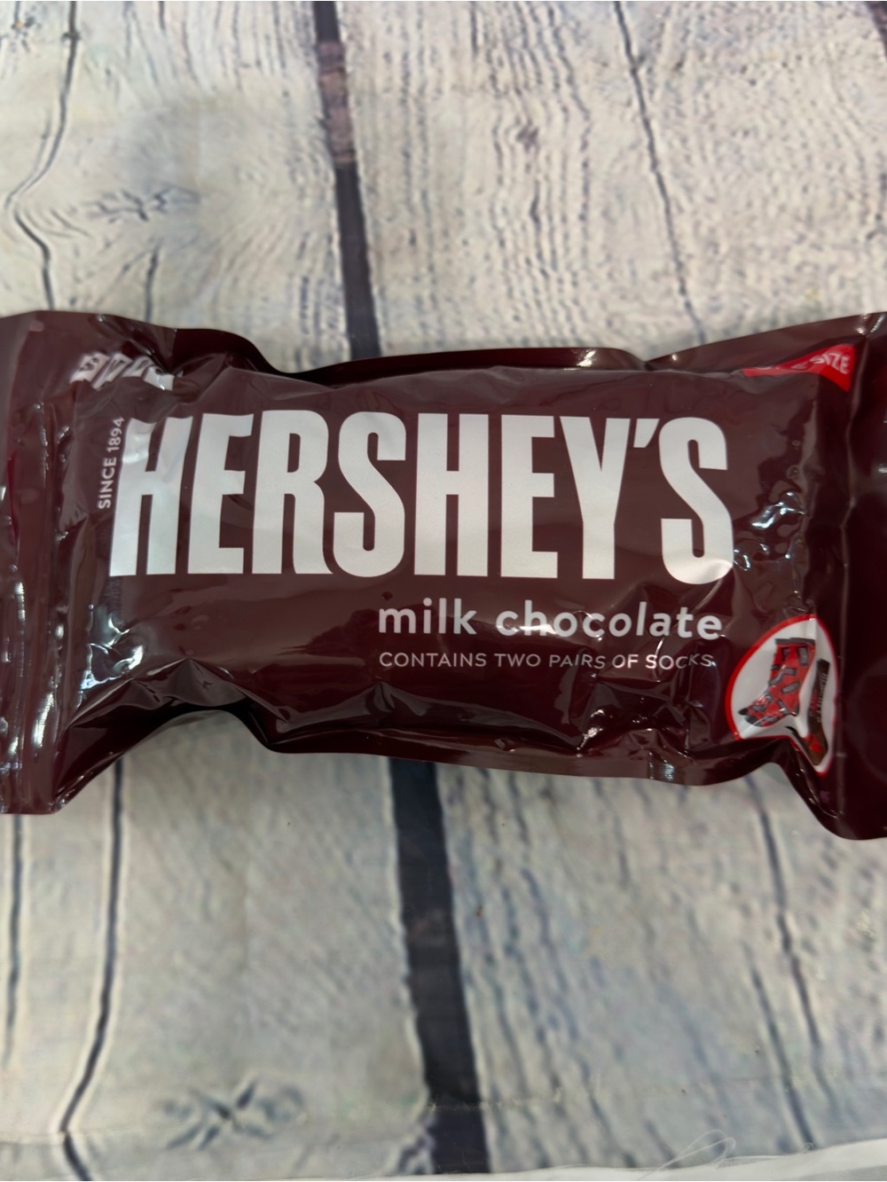 HERSHEY'S Milk Chocolate Novelty Socks Pack